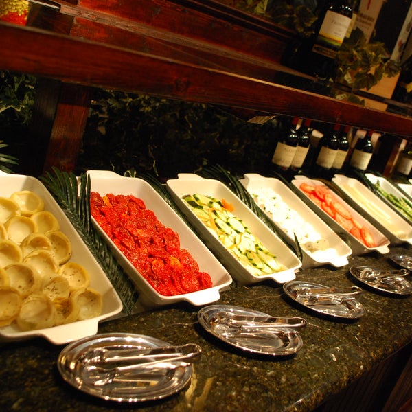 Don't forget the Gourmet Salad bar full of fresh items...