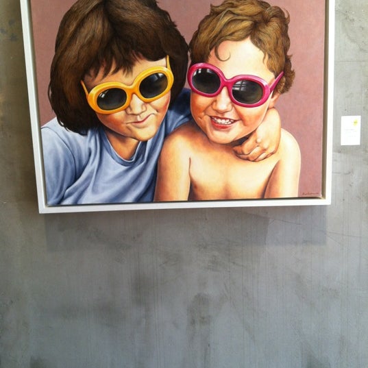 รูปภาพถ่ายที่ ArtZone 461 Gallery โดย Claire D. เมื่อ 4/7/2012
