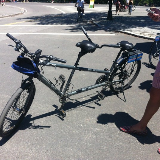 Photo taken at Bike And Roll Central Park (Tavern On The Green) by Sacha W. on 6/16/2012