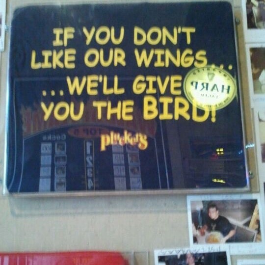 Pluckers Wing Bar Wings Joint in Round Rock