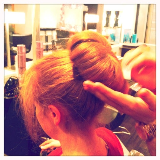 Salvatore Salon Hair Salon in Yorkville