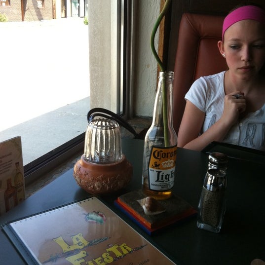 7/17/2011 tarihinde Kevin O.ziyaretçi tarafından La Fiesta Mexican Restaurant'de çekilen fotoğraf