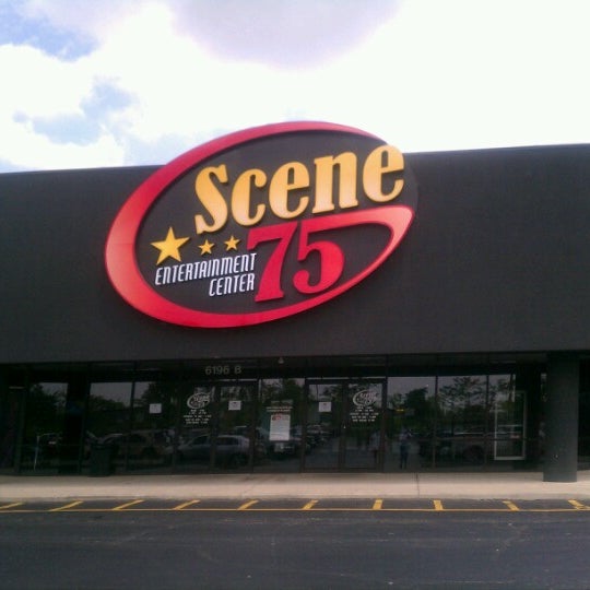Photo prise au Scene75 Entertainment Center par Lex le7/15/2012