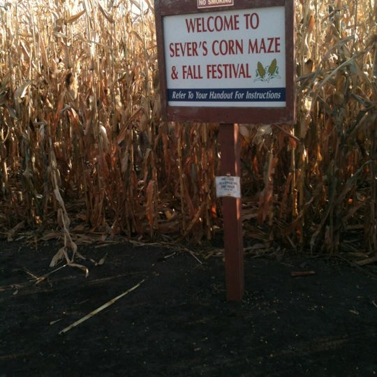 Снимок сделан в Sever&#39;s Corn Maze &amp; Fall Festival пользователем Mike E. 10/23/2011
