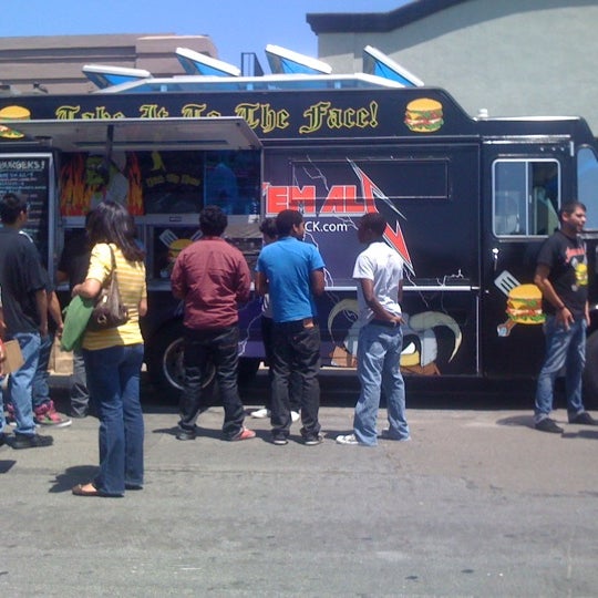 Photo taken at Lunch Truck-It by Christine A. on 7/27/2011