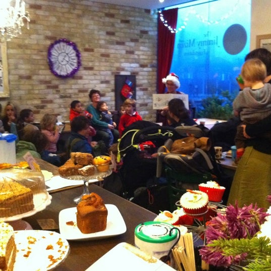 1/17/2012 tarihinde Bobby M.ziyaretçi tarafından Good Hope Cafe'de çekilen fotoğraf
