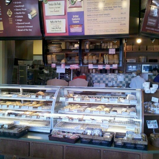 Photo taken at Ridley&#39;s Bakery Cafe by G M. on 3/26/2012