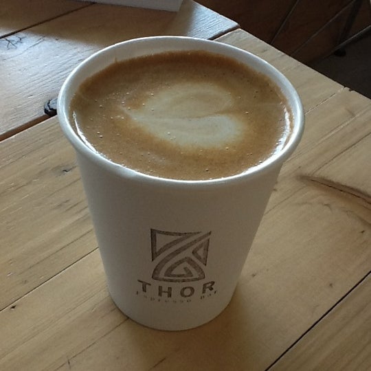 Foto tirada no(a) Thor Espresso Bar por Michelle G. em 3/4/2012