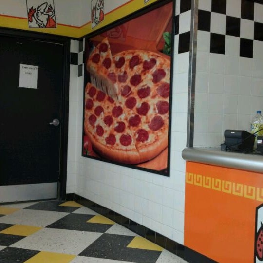 Little Caesars Pizza Pizza Place In Savannah