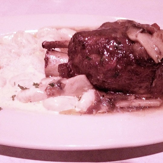 Photo taken at Cascone&#39;s Italian Restaurant by Tai N. on 3/18/2012
