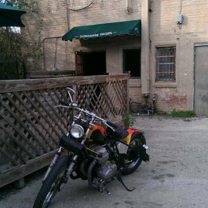 รูปภาพถ่ายที่ Darkhorse Tavern โดย Chef D. เมื่อ 3/14/2012