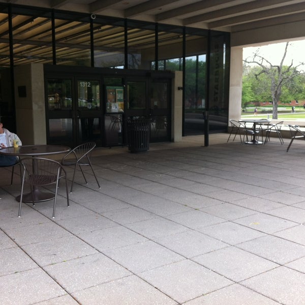 Moody Memorial Library College Library in Baylor University