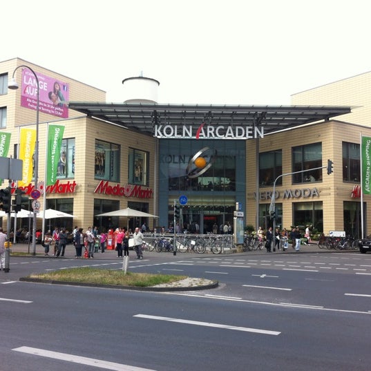 Photo taken at Köln Arcaden by Marat on 9/11/2012