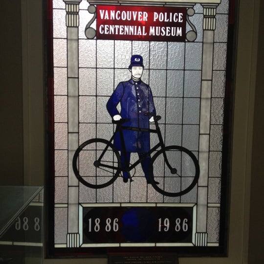 5/29/2012 tarihinde Karen T.ziyaretçi tarafından Vancouver Police Museum'de çekilen fotoğraf