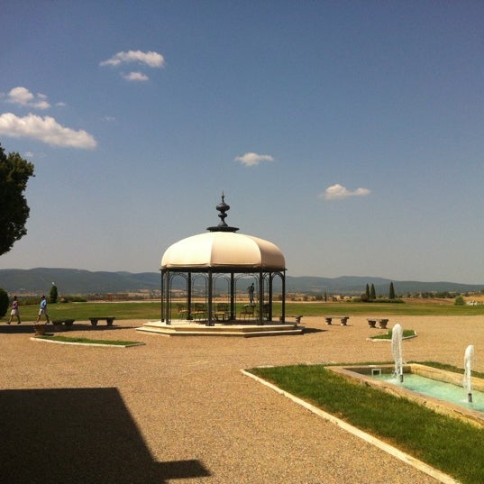Photo taken at La Bagnaia Golf &amp; Spa Resort Siena, Curio Collection by Hilton by Fabio M. on 8/23/2012