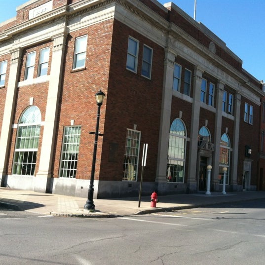 The Lyons National Bank - Lyons, NY