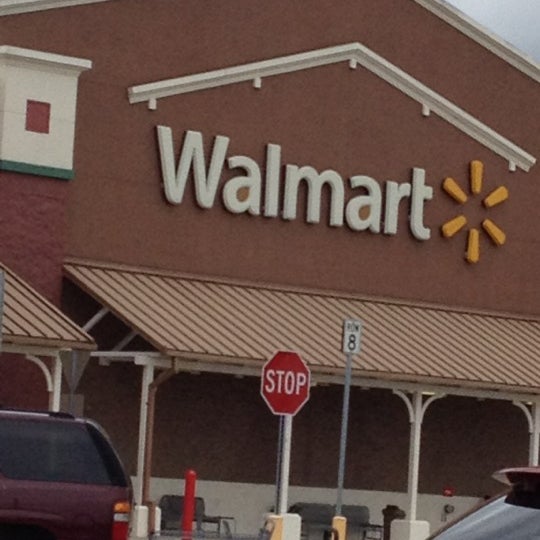Walmart Supercenter Big Box Store In Avon Park