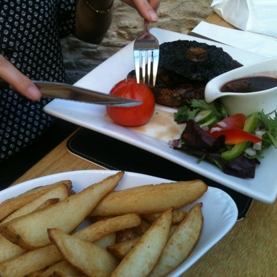 No. 4 Bar Wine Bar in Pickering