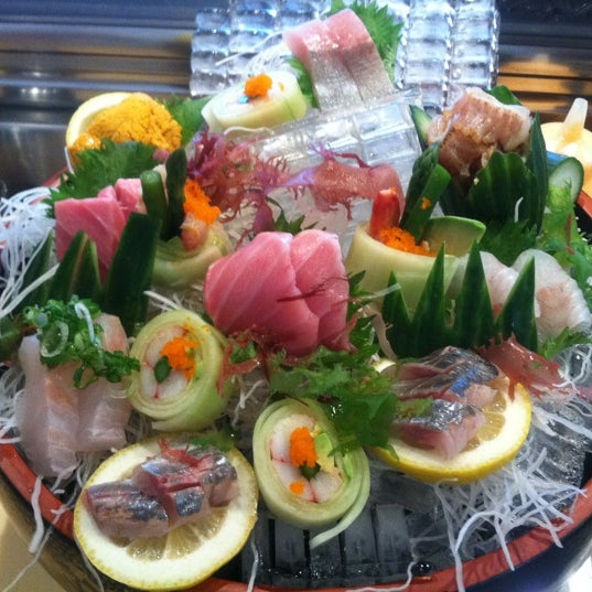 Foto scattata a iFish Japanese Grill da ah m. il 3/6/2012