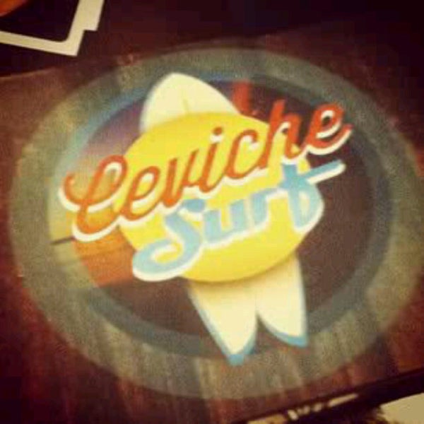 รูปภาพถ่ายที่ Ceviche Surf โดย Julio E. เมื่อ 8/26/2012