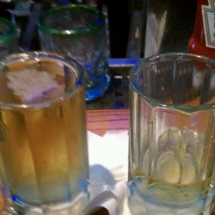 Photo taken at Chili&#39;s Grill &amp; Bar by cHiNo on 4/20/2012