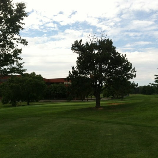 Foto diambil di Redgate Golf Course oleh Lynn N. pada 7/27/2012