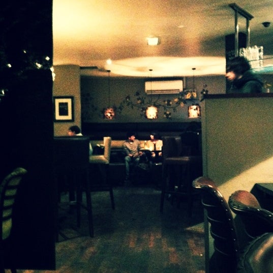 2/14/2012에 Andreea N.님이 Simple Bar &amp; Kitchen에서 찍은 사진