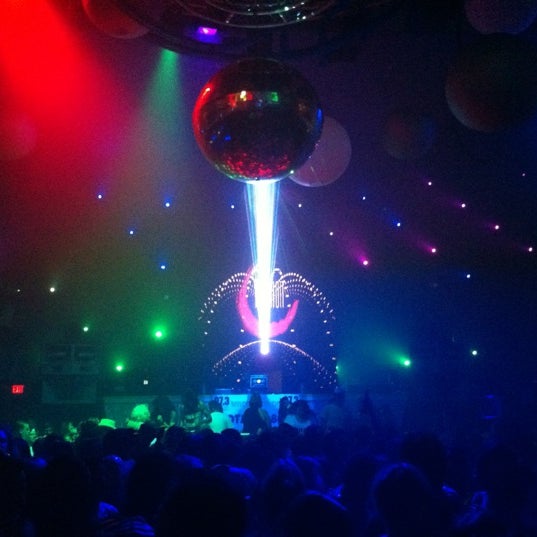 รูปภาพถ่ายที่ Passion Nightclub โดย Jonathan B. เมื่อ 6/10/2012