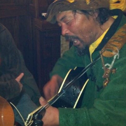 2/18/2012にBusheyがNail Creek Pub &amp; Breweryで撮った写真