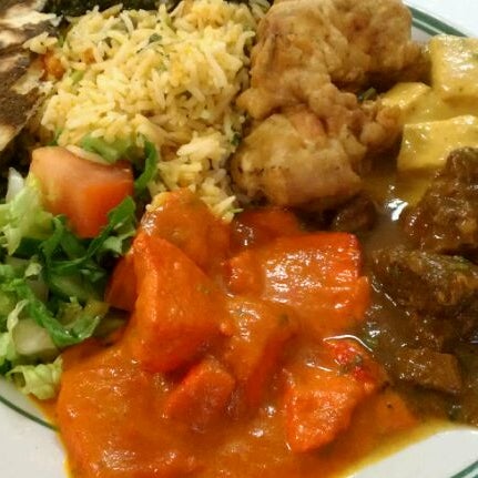 12/18/2011にEsteven G.がIndia&#39;s Tandoori-Authentic Indian Cuisine, Halal Food, Delivery, Fine Dining,Catering.で撮った写真