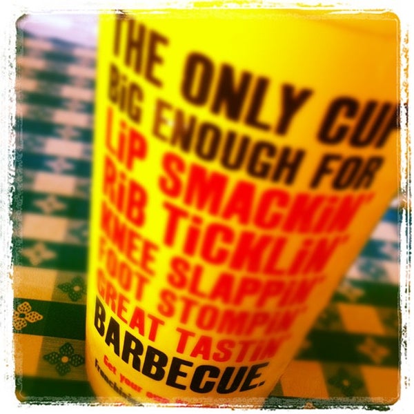 12/6/2011にEric G.がDickey&#39;s Barbecue Pitで撮った写真