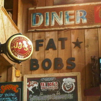 Das Foto wurde bei Fat Bob&#39;s Smokehouse von Fanta-See I. am 8/12/2011 aufgenommen