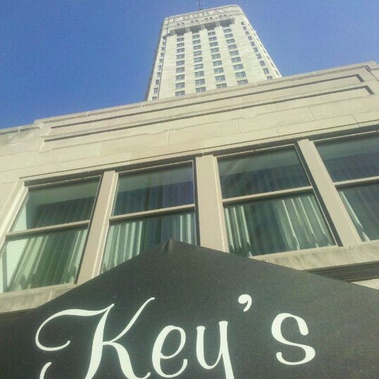Photo taken at Keys At The Foshay by Michael M. on 10/22/2011