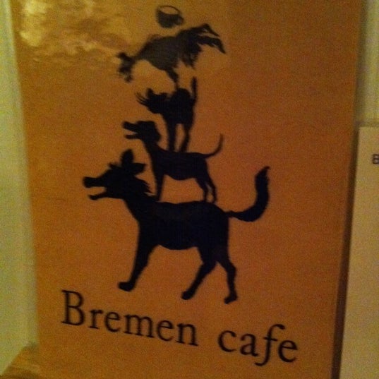 Foto tirada no(a) Bremen cafe por Yuki S. em 2/12/2012