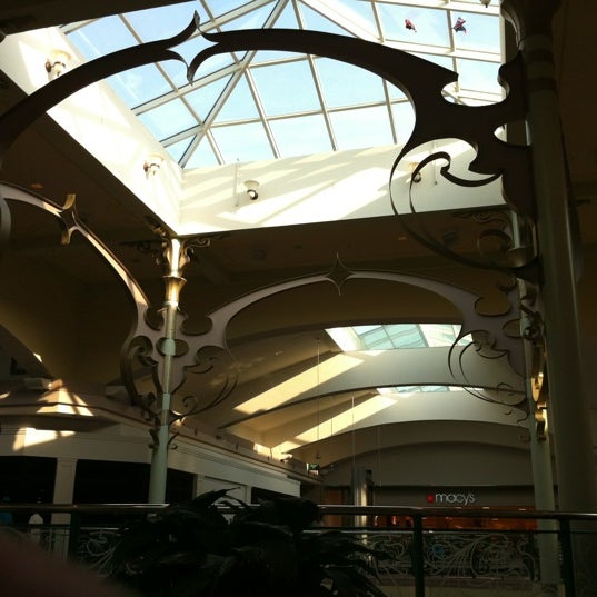 7/5/2012 tarihinde Edwin D.ziyaretçi tarafından Arbor Place Mall'de çekilen fotoğraf