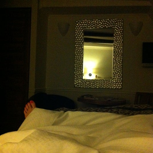 Das Foto wurde bei Bertrams Hotel von Louise D. am 8/9/2012 aufgenommen
