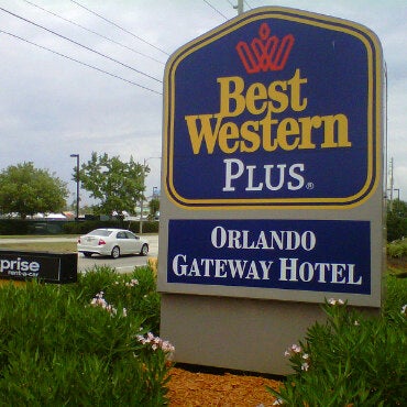 Photo prise au Best Western Orlando Gateway Hotel par Robert G. le5/6/2011