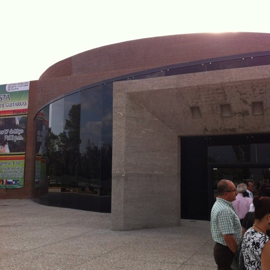 Auditorio Francisco Eduardo Tresguerras Celaya, Guanajuato Auditorio Francisco Eduardo Tresguerras Celaya, Guanajuato