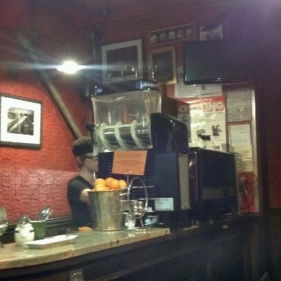 1/2/2012にChris S.がCafé Regularで撮った写真