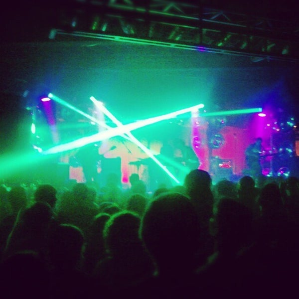 Foto tirada no(a) The Cannery Ballroom por Andrew M. em 6/23/2012