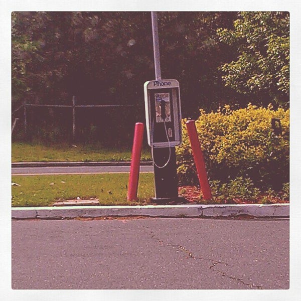 Global Gas Station Automotive Repair Shop in Glastonbury
