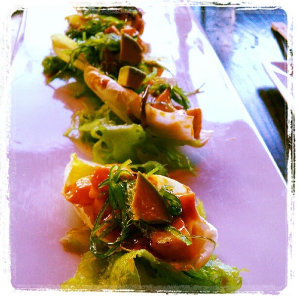 Das Foto wurde bei Miso Asian Grill &amp; Sushi Bar von Missy C. am 6/6/2012 aufgenommen