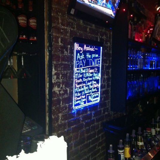 Снимок сделан в The $3 Tavern пользователем Kate H. 3/14/2012