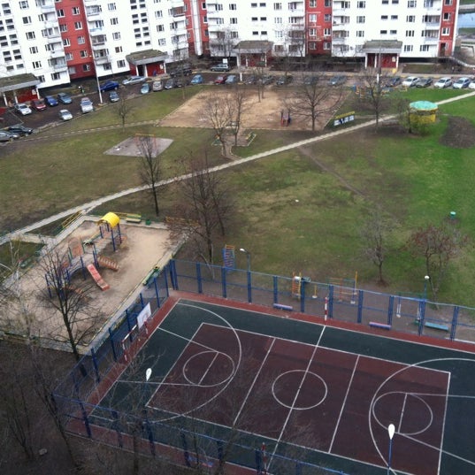 Двор 17