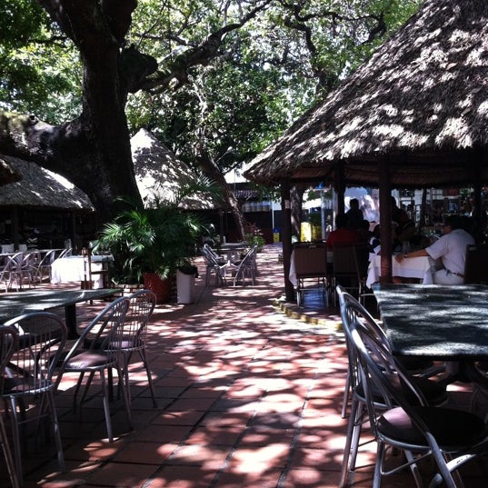 รูปภาพถ่ายที่ Restaurante Parque Recreio โดย Anderson M. เมื่อ 5/1/2012