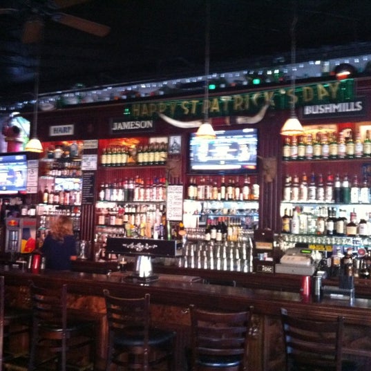 6/5/2012 tarihinde Patrick J.ziyaretçi tarafından Halligan Bar'de çekilen fotoğraf