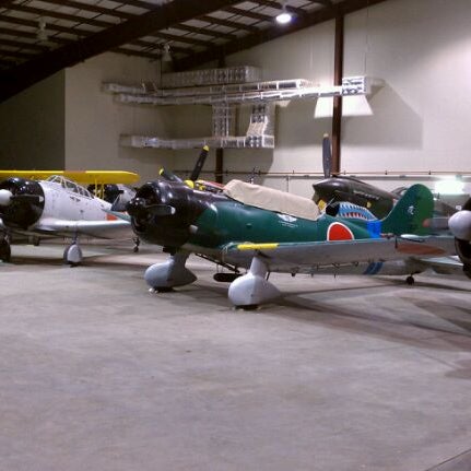 Foto tirada no(a) Commemorative Air Force Airpower Museum (CAF) por Christopher E. em 10/8/2011