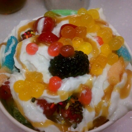 8/22/2012 tarihinde Keith E.ziyaretçi tarafından Berryrich Frozen Yogurt'de çekilen fotoğraf