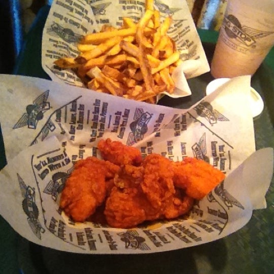 Wingstop 12 tips from 371 visitors
