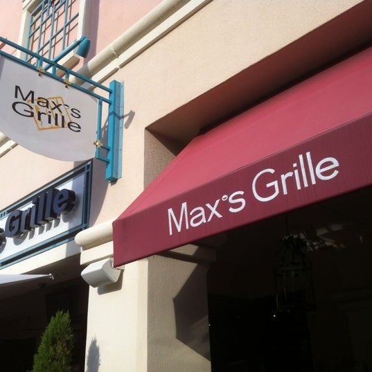 Photo taken at Max&#39;s Grille by Grant F. on 10/13/2011